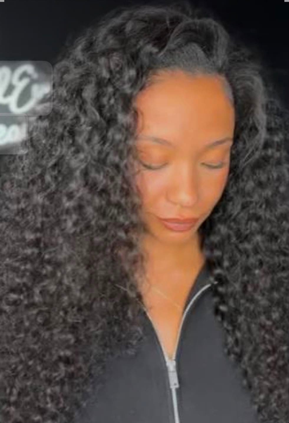 Pose demi-tête