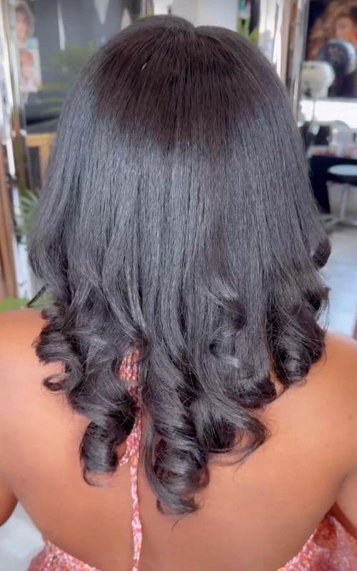 Silk press soin profond (Afro) —carré à mi-longs